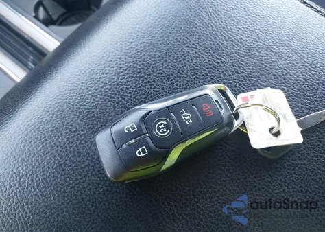 2016 Ford F-150 Lariat z USA, uszkodzony, nr VIN 1FTEW1CG6GFC56024